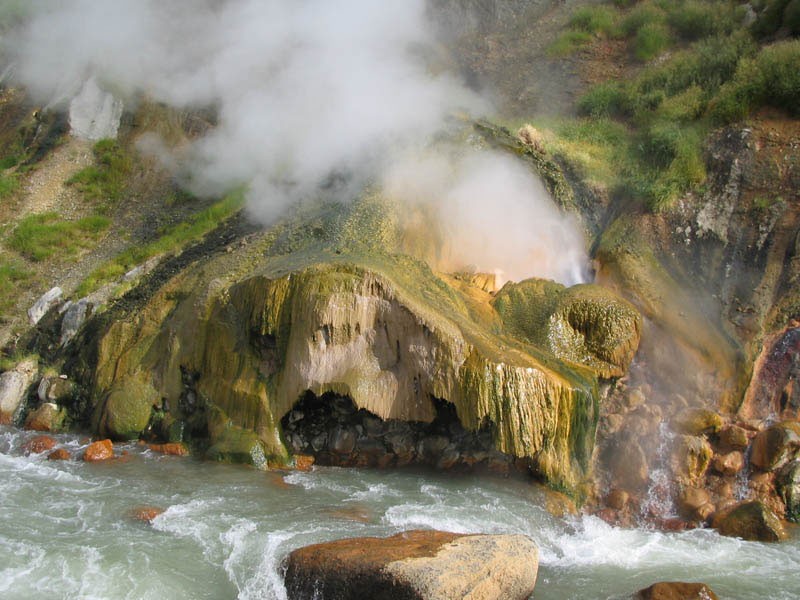 “Lac loi” vao thung lung nuoc nong dep nhu tien canh o Nga-Hinh-10