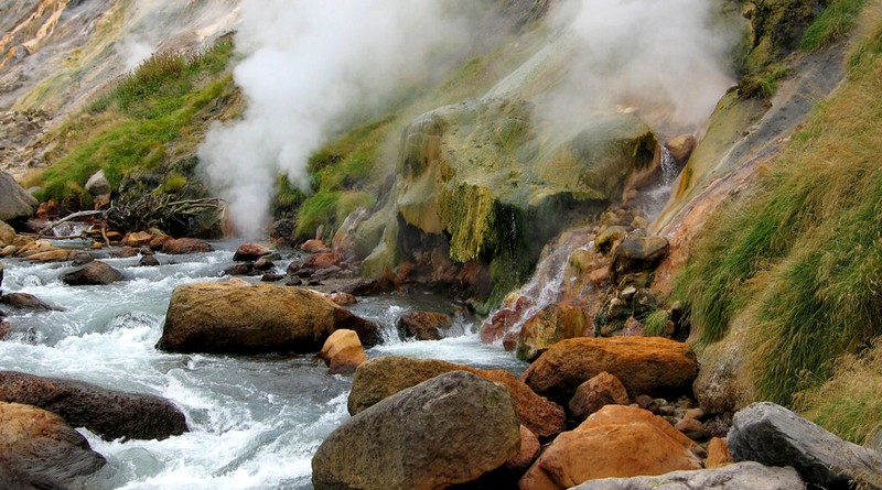 “Lac loi” vao thung lung nuoc nong dep nhu tien canh o Nga-Hinh-6