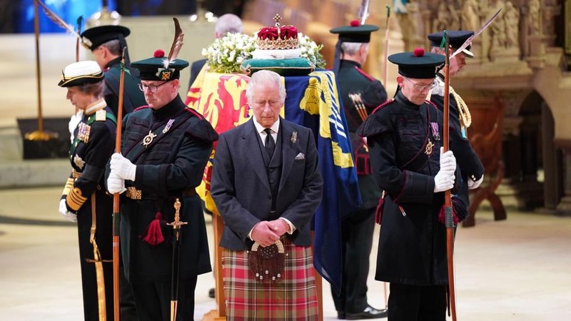 Nhung con so an tuong trong le tang Nu hoang Elizabeth II