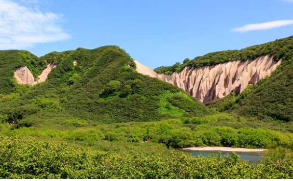 Ve dep ky ao cua thung lung da trang hung vi o Kamchatka-Hinh-4