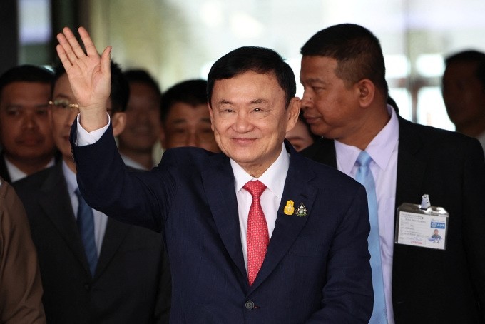 Cuu thu tuong Thai Lan Thaksin ve nuoc sau 15 nam luu vong