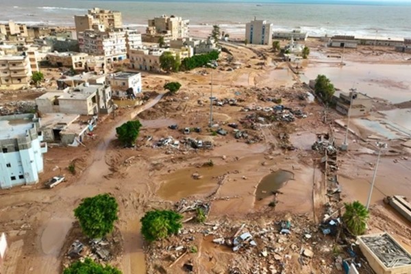 Lu lut kinh hoang o Libya: 5.300 nguoi chet, 10.000 nguoi mat tich