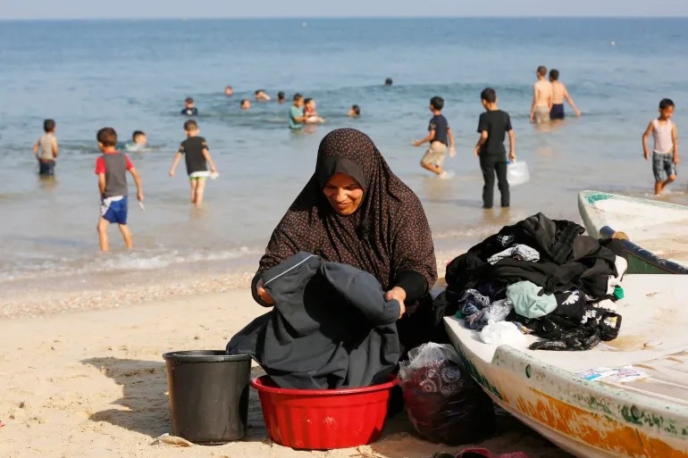 Without water to live, the people of Gaza must cope with the hardships-Figure-2