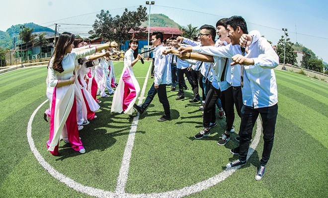 Nhung tro kho do cua hoc sinh qua bo anh hai huoc-Hinh-13