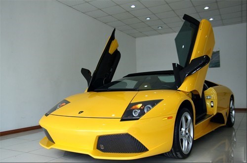 So phan cua sieu xe Lamborghini dung bien gia tai Viet Nam-Hinh-2