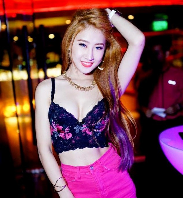 Anh thoi be chuan man cua cac nu DJ Viet noi tieng-Hinh-4