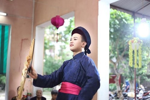 Chan dung cau dong dien trai khien dan mang phat sot-Hinh-6