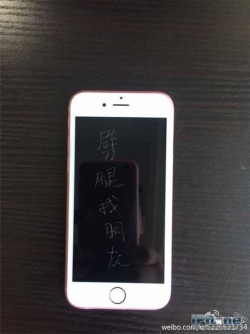 Mua 9 chiec iPhone 6S khac chu trach tinh cu boi bac-Hinh-3