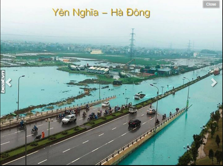 Hai huoc anh che Ha Noi ngap lut sau con mua lon-Hinh-4