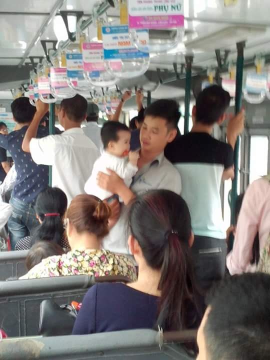 Bai toan cua phu xe bus va cau chuyen am tinh nguoi-Hinh-5