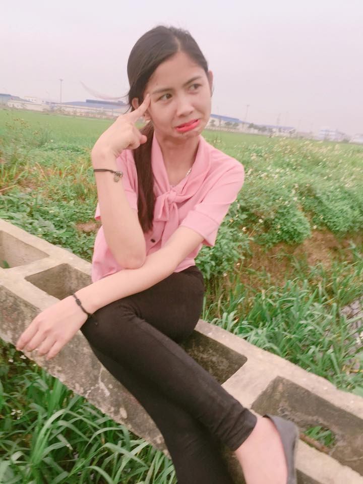 Khoanh khac kho do cua hot girl chan khoeo Hai Duong-Hinh-3