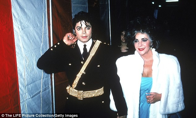 Bi mat tinh ban ky quac cua Michael Jackson va Elizabeth Taylor-Hinh-6
