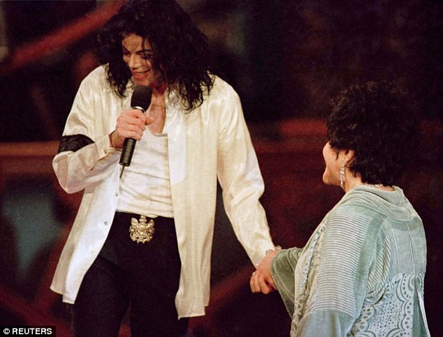 Bi mat tinh ban ky quac cua Michael Jackson va Elizabeth Taylor-Hinh-9