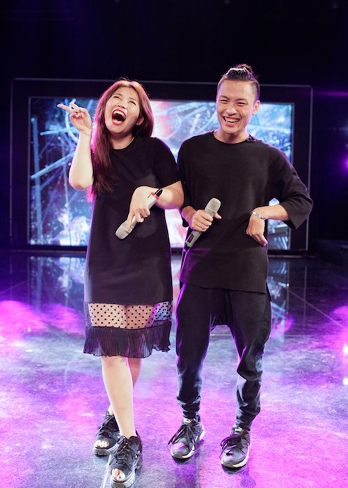 Quan quan Nhat Thuy nhi nhanh ben thi sinh Vietnam Idol 2016-Hinh-14