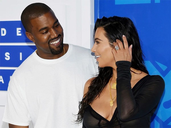 Kanye West thue chuyen gia chong khung bo bao ve Kim Kardashian