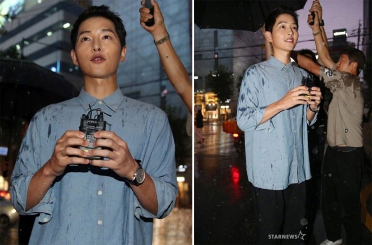 Khoanh khac giong het con gai cua Song Joong Ki