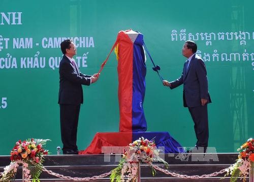 Thu tuong Viet Nam - Campuchia du le khanh thanh cot moc 30