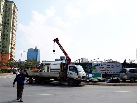 Ha Noi: Cuong che 