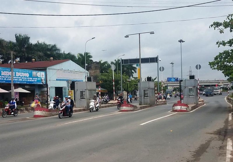 Can canh nhung tram thu phi bo hoang o Sai Gon