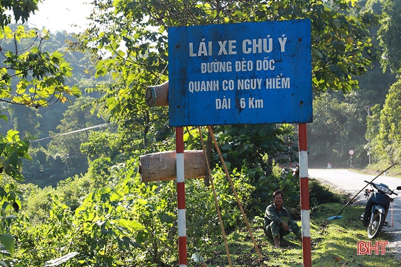 Dan san nha nghe doi mat tim bat ong o nguoc ngan Huong Son-Hinh-2