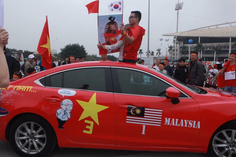 Nhung “sieu xe” doc co vu tuyen Viet Nam danh bai Malaysia-Hinh-6
