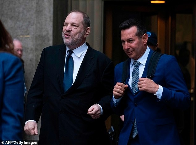Harvey Weinstein boi thuong 44 trieu USD trong vu be boi quay roi tinh duc