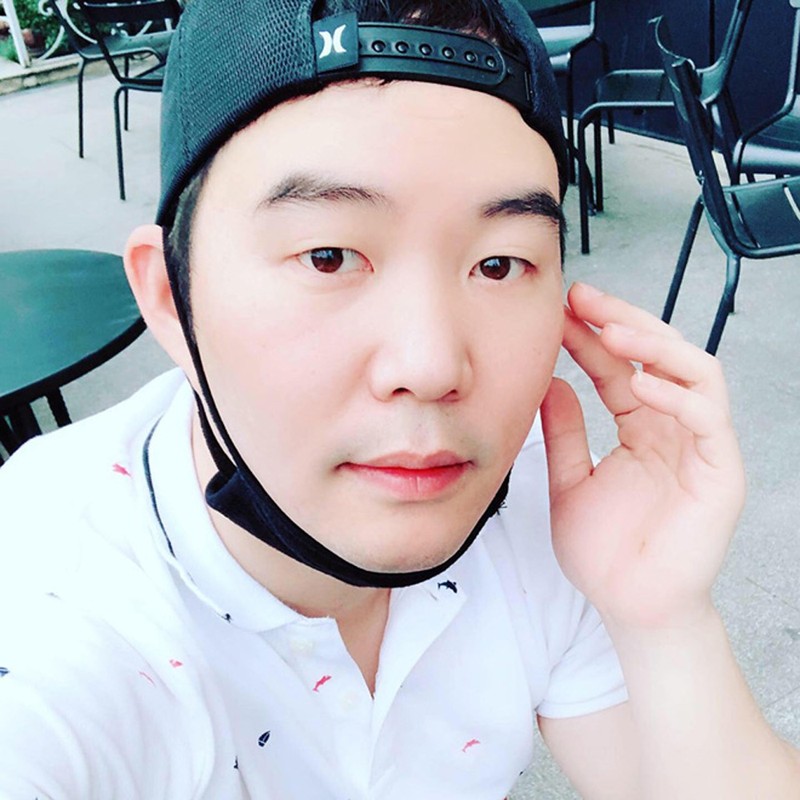 Con trai HLV Park Hang Seo chia se soc khi VN thang Thai Lan