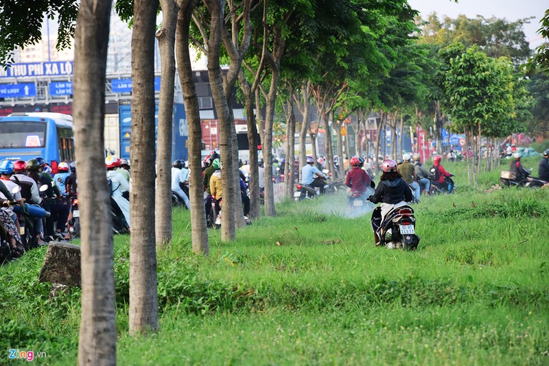 Ron nguoi canh hung than xa lo container dac kin duong-Hinh-16