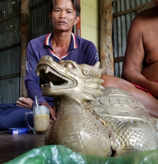 Nguoi dan nhat duoc tuong thu la tai bai bien Ca Mau-Hinh-2