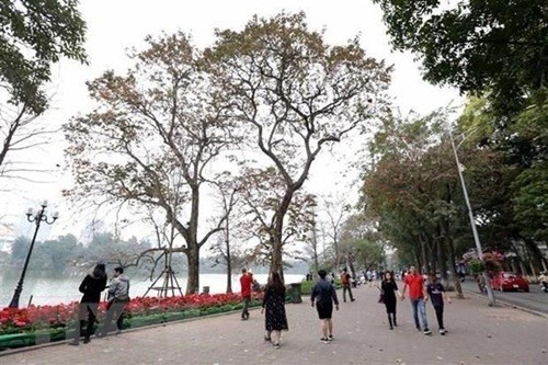 Khu vuc mien Bac nang am, Ha Noi nhiet do cao nhat len den 27 do C