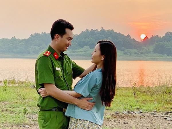 Nu y ta Pho trong lang: Toi phai mua 100% trang phuc cho nhan vat-Hinh-3