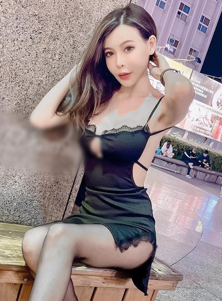 Do mat truoc hot girl xinh dep mac do ho hang dao pho-Hinh-4