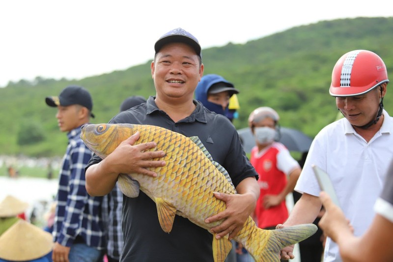 Vi sao ca lang o Ha Tinh lao xuong dam bat ca-Hinh-6