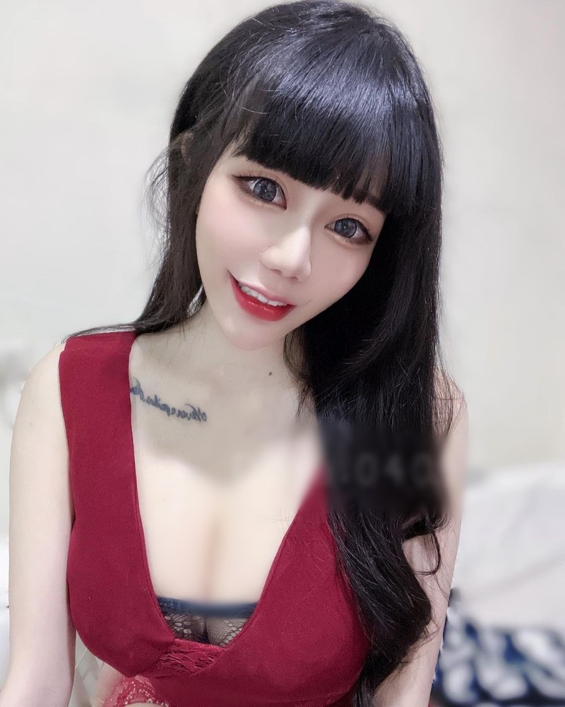 Hot girl mac do xe sau hut du troi lanh, khoe body cuc pham-Hinh-4