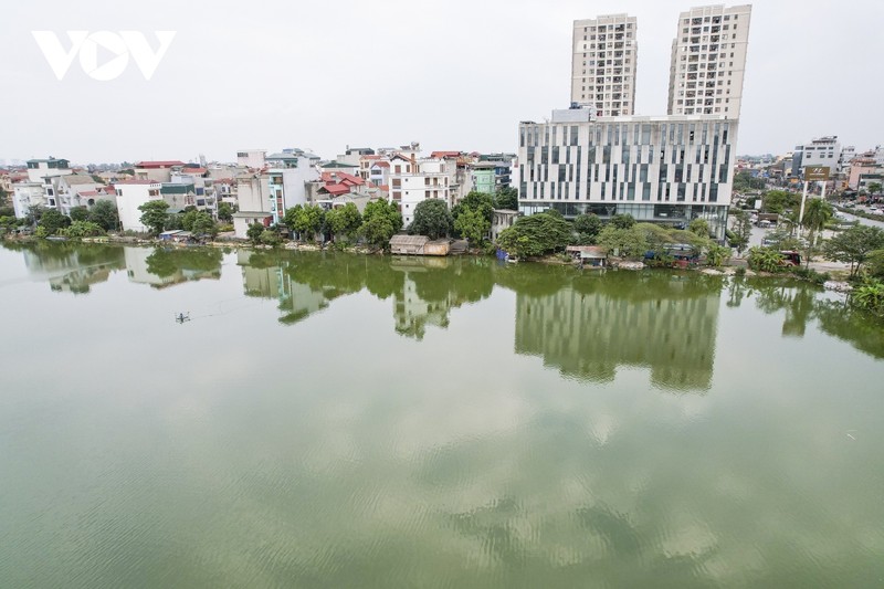 Loat ho nuoc o Ha Noi dung truoc nguy co bi san lap-Hinh-12