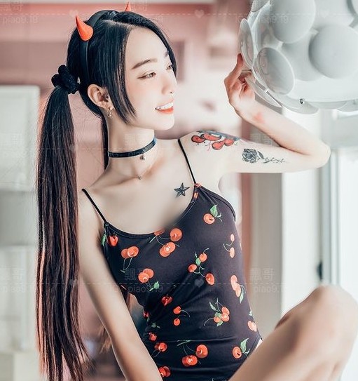Hot girl xinh dep hoa cong nhan goi cam khoe dang trong bon tam-Hinh-11