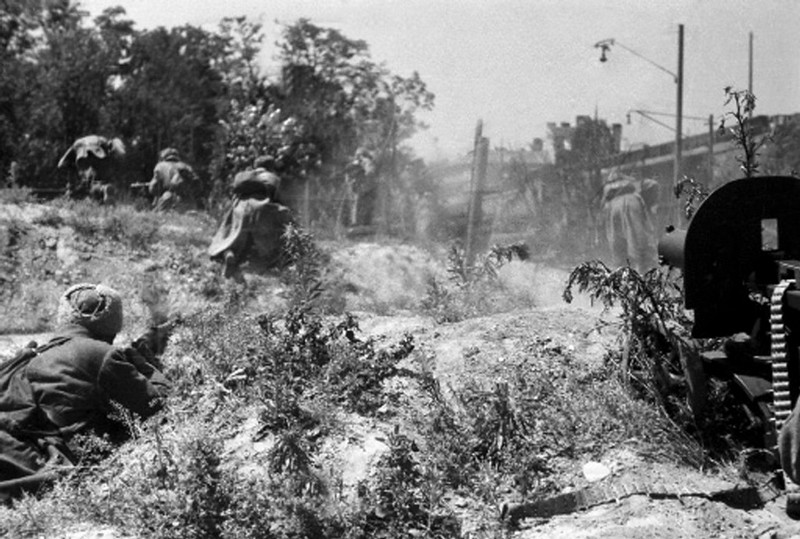 Anh hiem: Quan doi Lien Xo trong cuoc giai phong Odessa 1944-Hinh-5