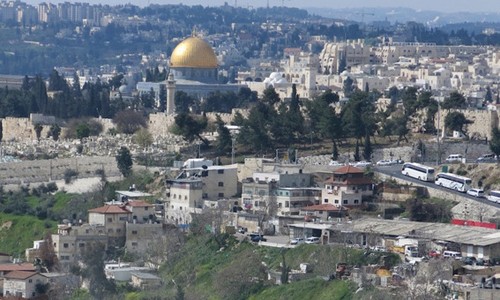 Bi an hoi chung Jerusalem giua vung dat thanh