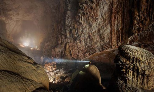 Hang Son Doong lot top “thien duong noi ha gioi“