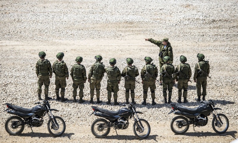 Chiem nguong vu khi hien dai nhat Nga tham gia Army-2015-Hinh-2