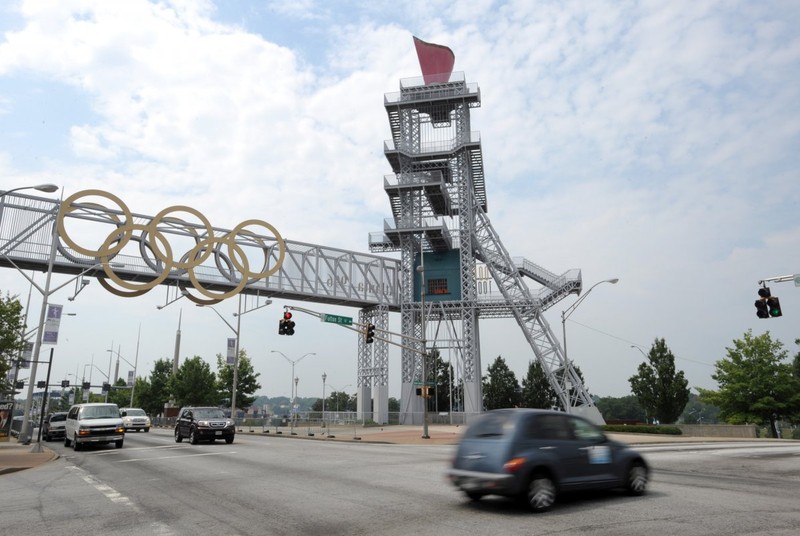 Am anh nhung dia diem to chuc Olympic bi bo hoang-Hinh-12