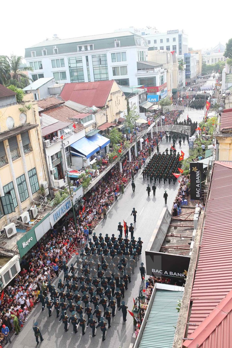 An tuong canh dieu binh, dieu hanh 2/9 nhin tu tren cao-Hinh-2