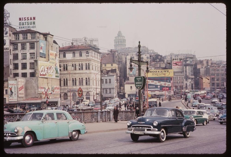 Goc anh thanh binh thanh pho Istanbul nhung nam 1960-Hinh-8