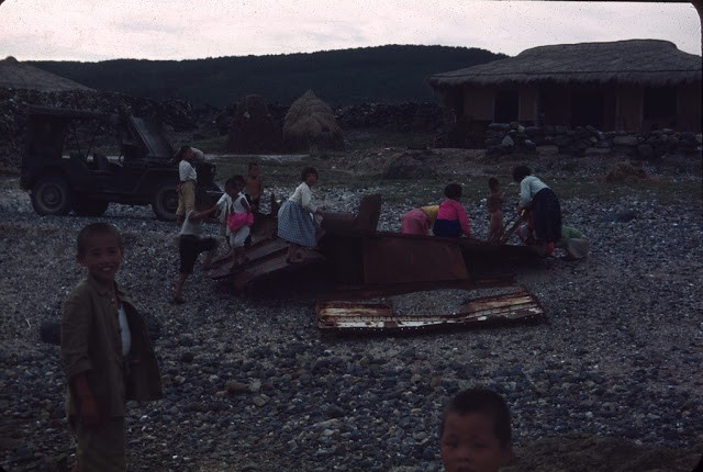 Anh doc: Han Quoc nhung nam dau 1950 trong the nao?-Hinh-2