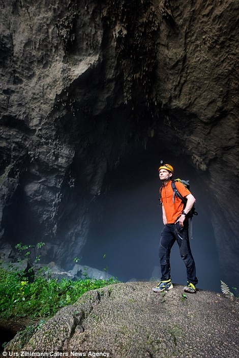 Tuyet dep hang Son Doong tren bao Anh-Hinh-12