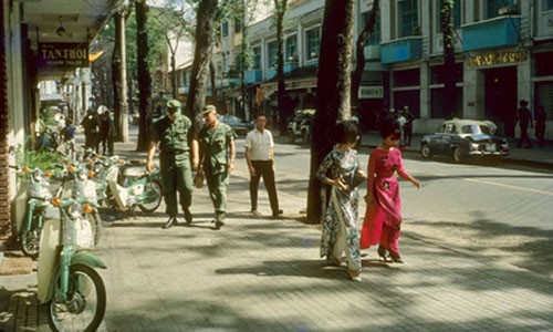 Ve dep hut hon cua phu nu Sai Gon nhung nam 1960