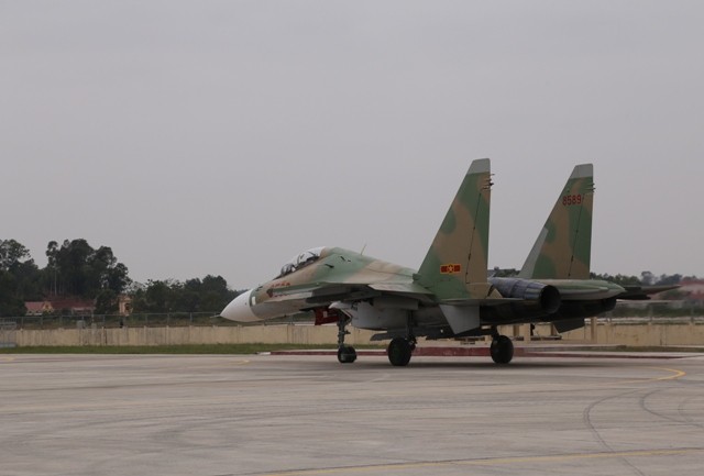 Tiem kich Su-30MK2 chinh thuc thay the MiG-21 tai Trung doan 927-Hinh-8