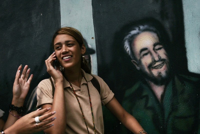 Hinh anh lanh tu Fidel Castro trong nhung buc ve graffiti-Hinh-8