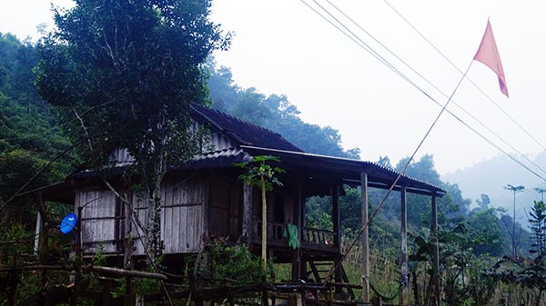 Lang nguoi suyt tuyet chung tren day Truong Son gio ra sao?-Hinh-2