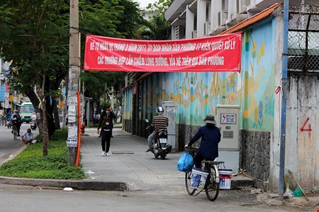 Bang ron “gianh” via he di bo bi vo hieu hoa-Hinh-4